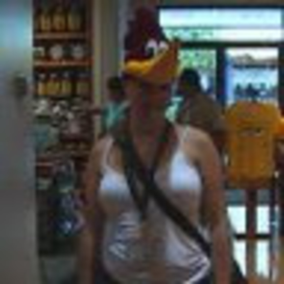 Meet your Posher, Stephanie - Picture 1 of 1